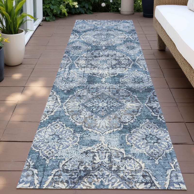 Machine Washable Indoor/Outdoor Farmhouse Jo Chantille Rug - Denim - 2'3" x 7'6"