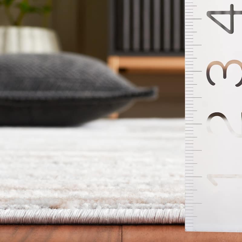 SAFAVIEH Lagoon Vesselina Fenne Abstract Rug