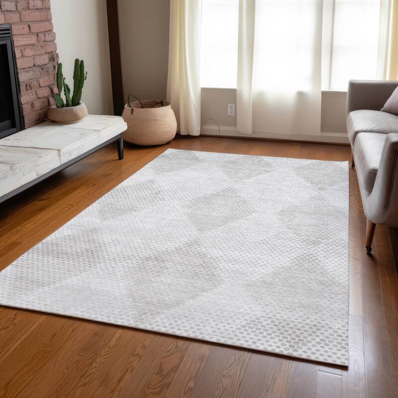 Machine Washable Indoor/ Outdoor Modern Diamonds Chantille Rug