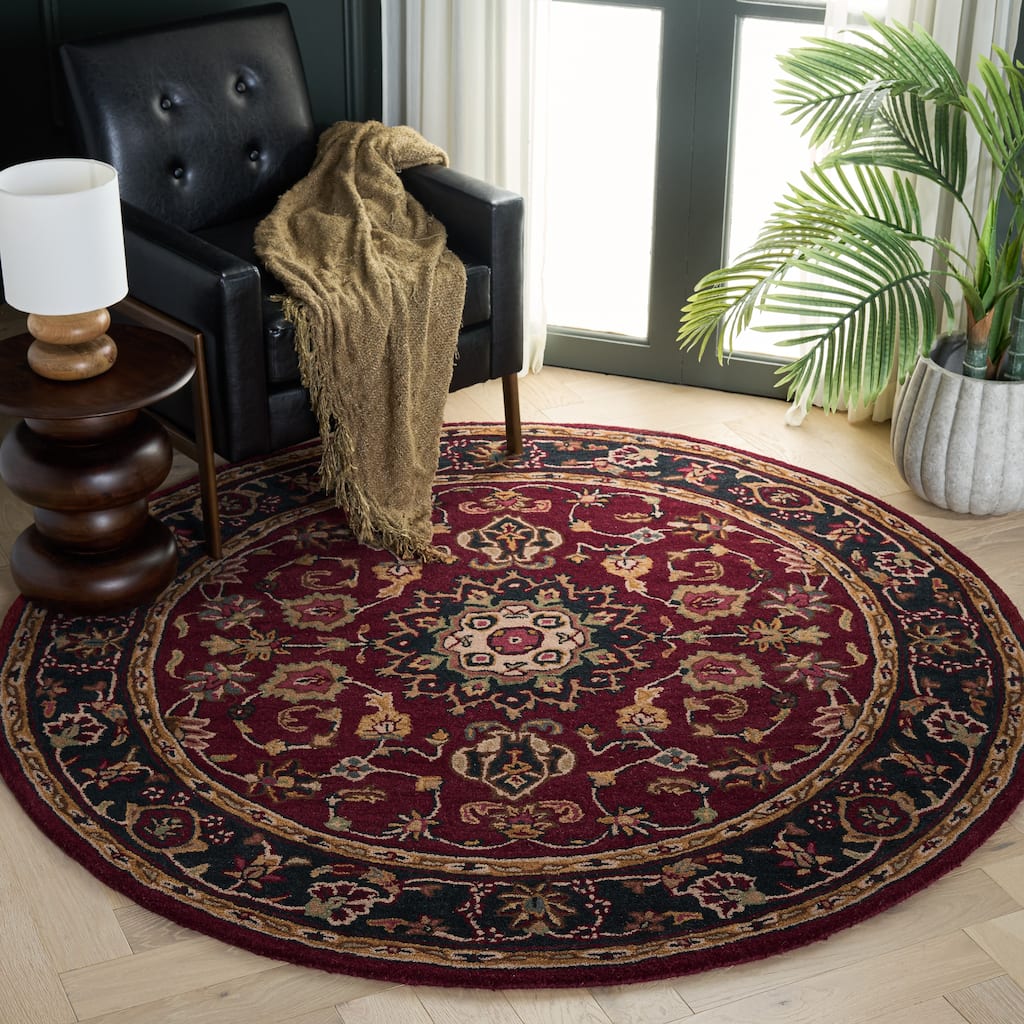 Safavieh Handmade Classic Vernice Traditional Oriental Wool Rug