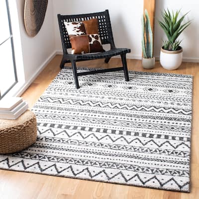 SAFAVIEH Tunisia Liesel Moroccan Rug - 6'7" x 6'7" Round