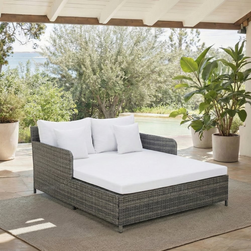 SAFAVIEH Outdoor Taniyah Wicker Daybed with Pillow & Cushions - 53W x 28D x 62H
