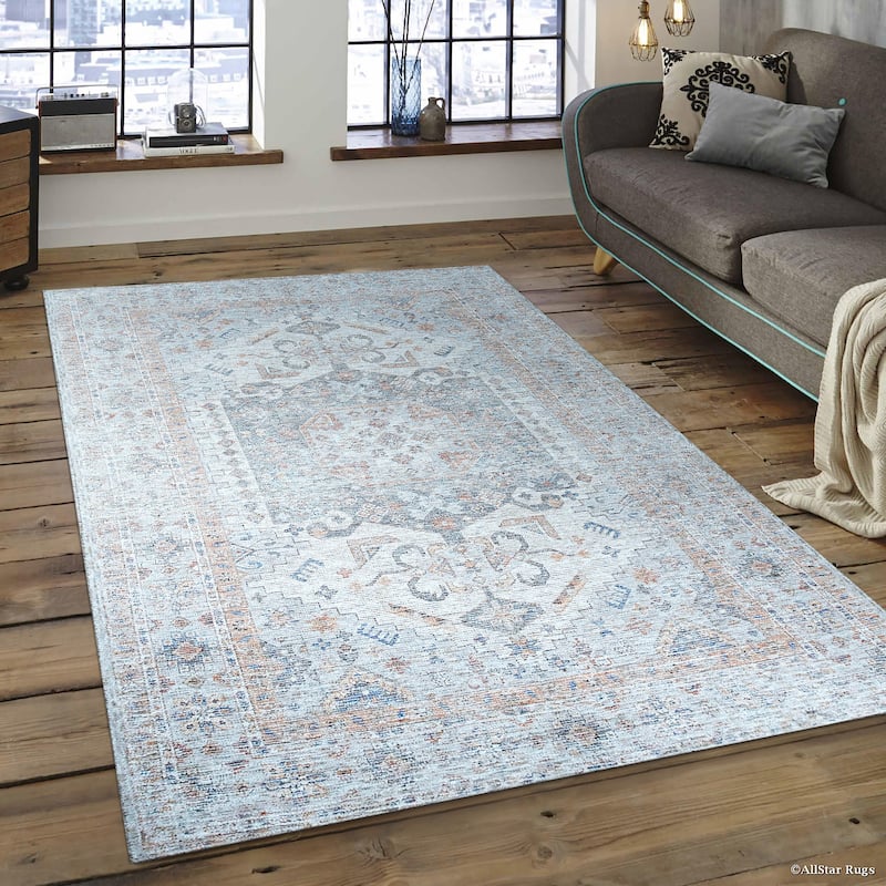 Hand-Knotted Wool Ivory Classic Traditional Heriz Serapi Rug - 6' x 9'