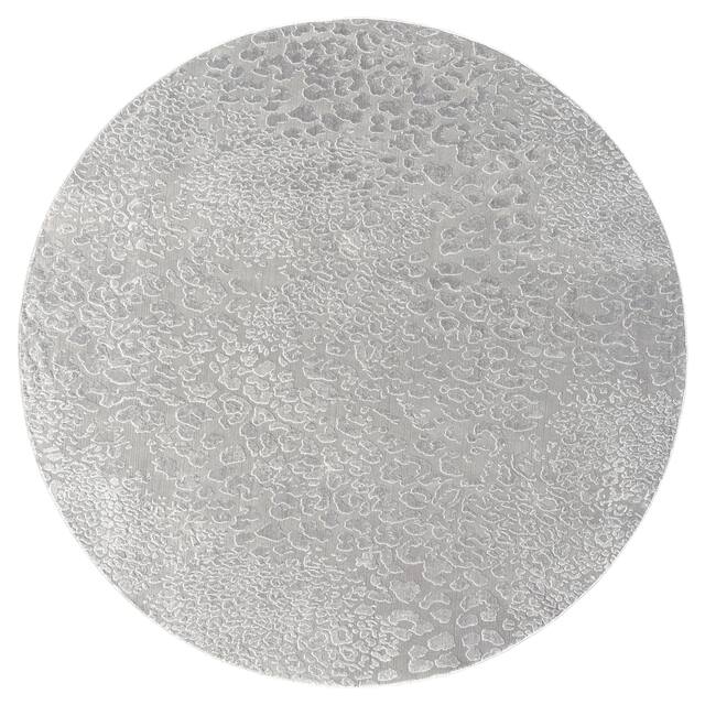 N Natori Serengeti Leopard Area Rug - 6'7" Round - Grey
