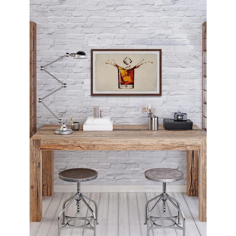 Whiskey Splash Framed Wall Art, Elegant Home Touch - Sophisticated Artwork for Refined Décor