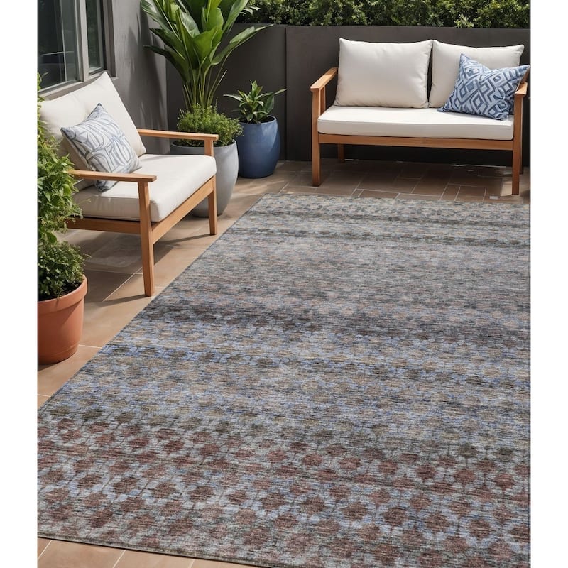 HomeRoots Striped Transitional Rectangle Outdoor Rug - 5' X 8'