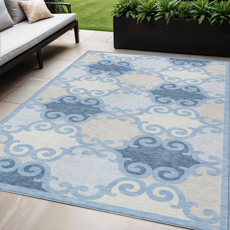 HomeRoots Trellis Transitional Rectangle Outdoor Rug - 5' X 8'