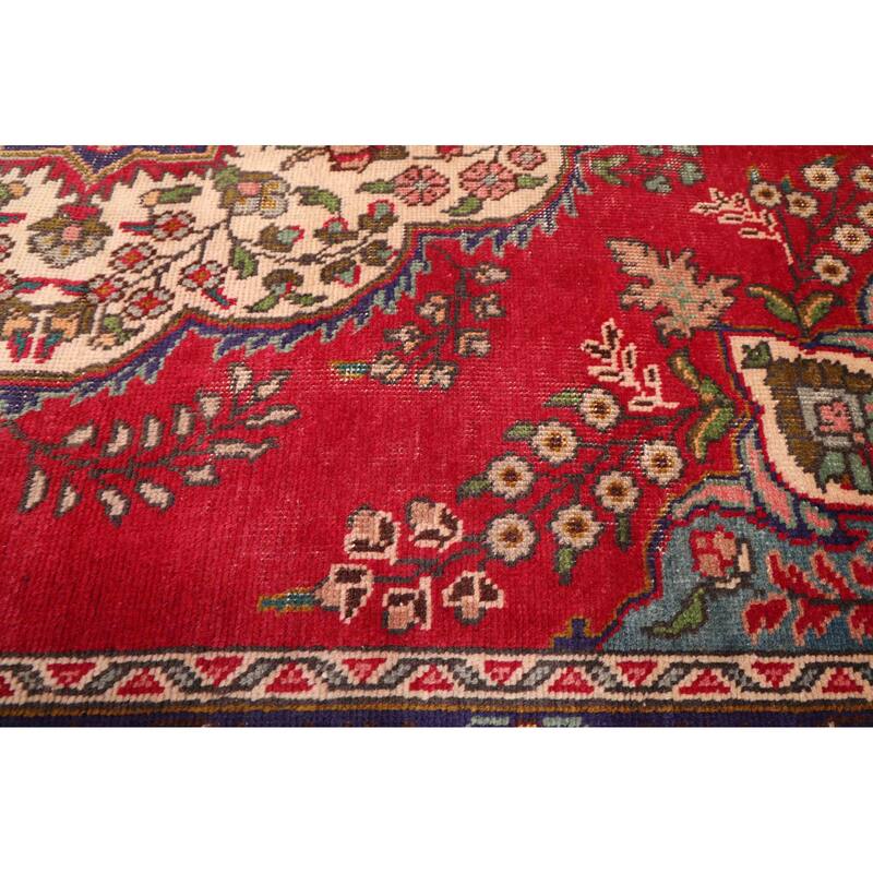ECARPETGALLERY Hand-knotted Andelz Red Wool Rug - 4'7 x 6'6