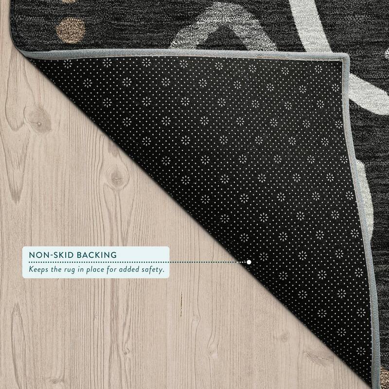 Machine Washable Indoor/ Outdoor Modern Sol Chantille Rug