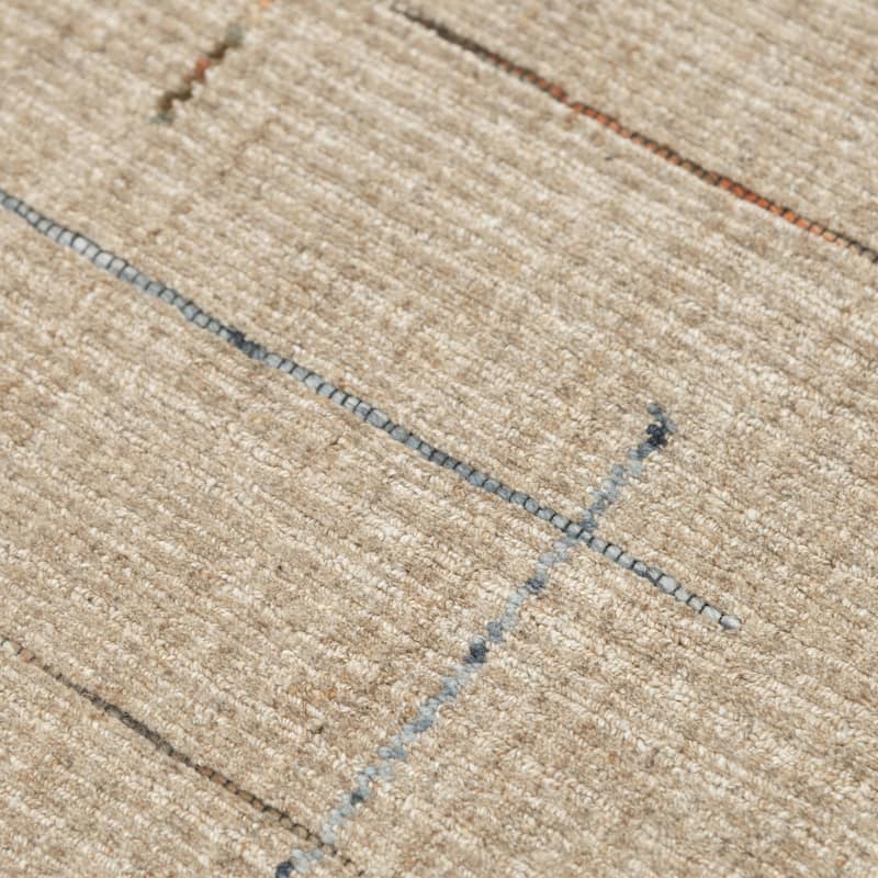 Alora Decor Chic Hand Loomed Abstract Lined Rug