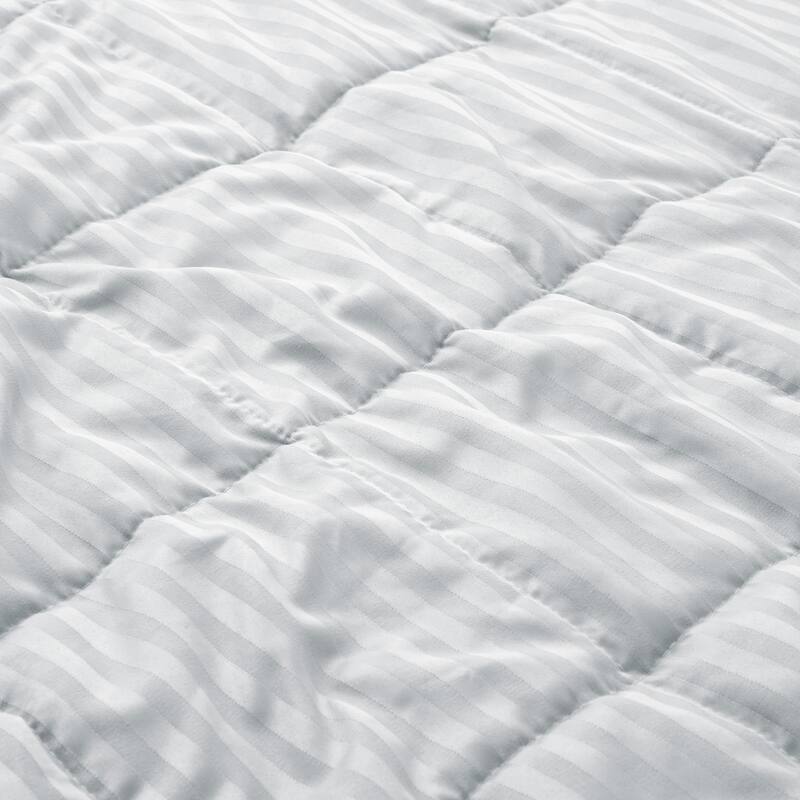 Hotel Quality Luxury Lightweight Jacquard Soft Bed Blanket with Satin Trim, Cozy and Warm