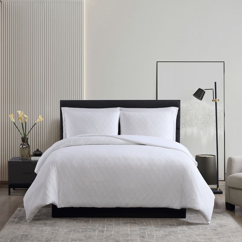Vera Wang Double Diamond Matelasse White Duvet Cover Set