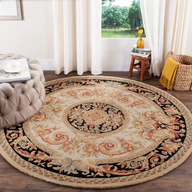 SAFAVIEH Handmade Savonnerie Alice Traditional Oriental Wool Rug - 6' Round - Ivory/Gold