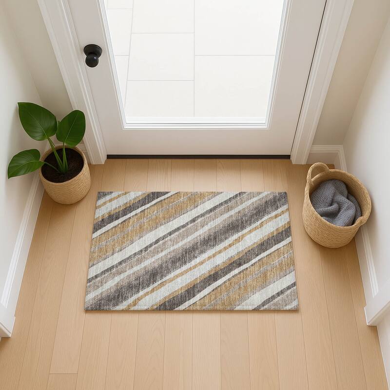 Machine Washable Indoor/ Outdoor Stripe Angles Chantille Rug