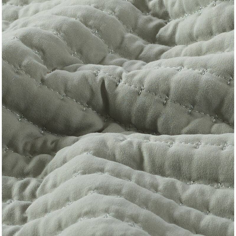Nanshing Cassidy 7 Piece Solid Color Waffle Quilt Set