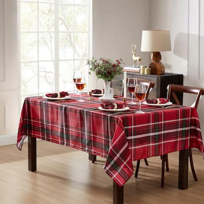 Pocono Plaid Holiday Fabric Tablecloth