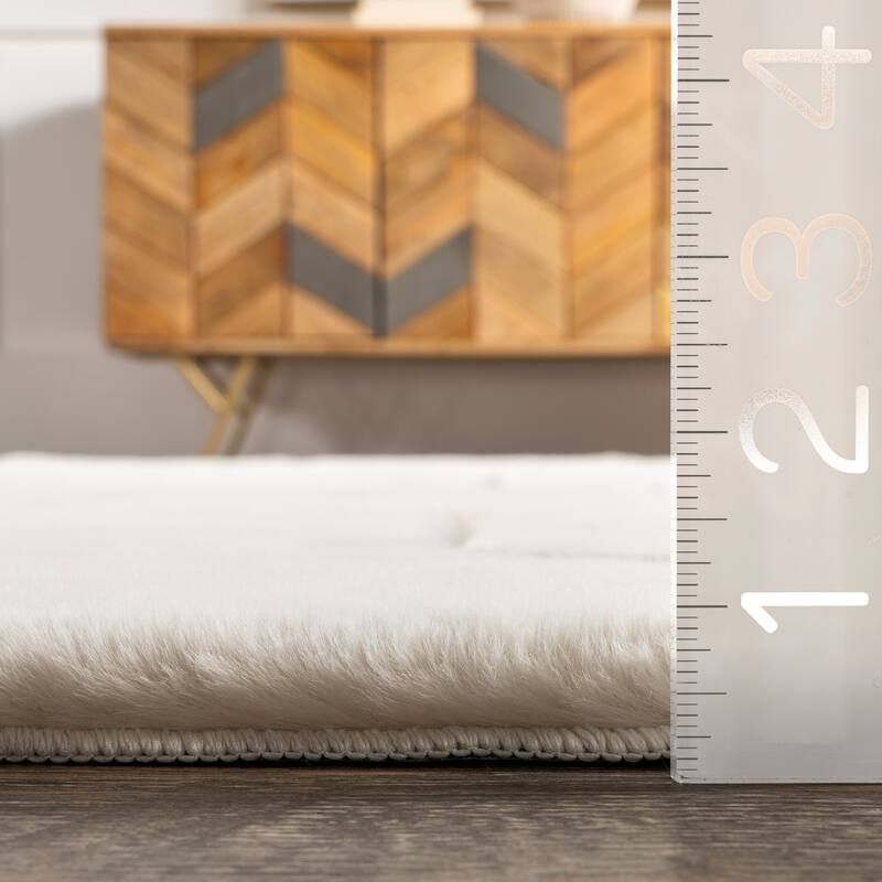 Nuloom Indie SuperiorWash Modern Maze Faux Rabbit Machine Washable Area Rug