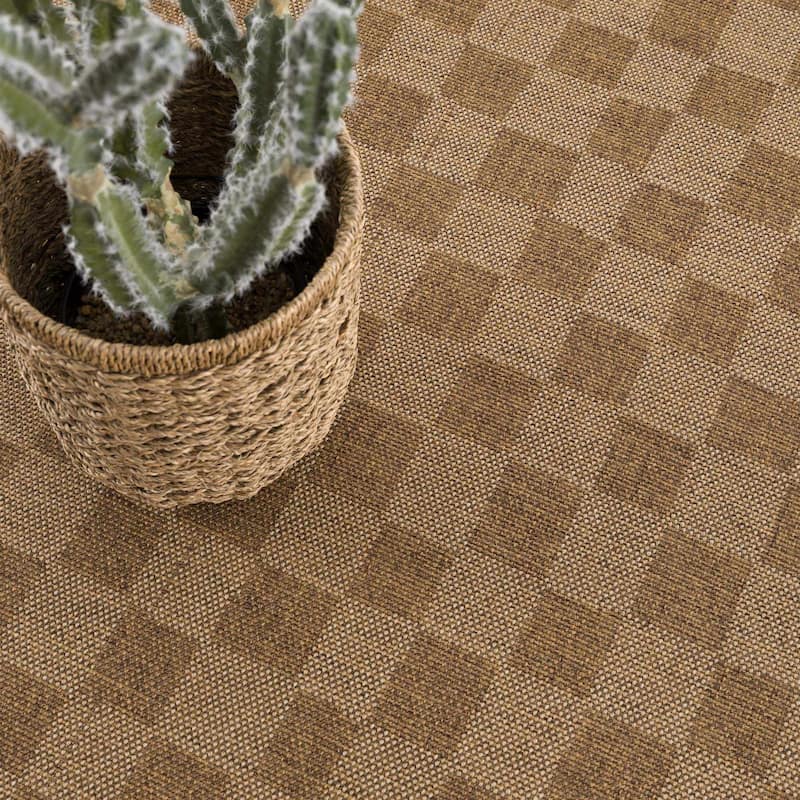 Hauteloom Kuval Living Room, Bedroom Patio Outdoor Area Rug - Farmhouse - Camel - 2' x 2'11"