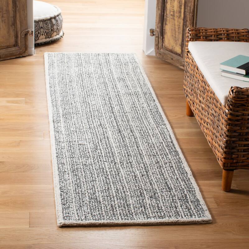 SAFAVIEH Handmade Abstract Sultana Modern Wool Rug - 2'3" x 8' Runner - Ivory/Black