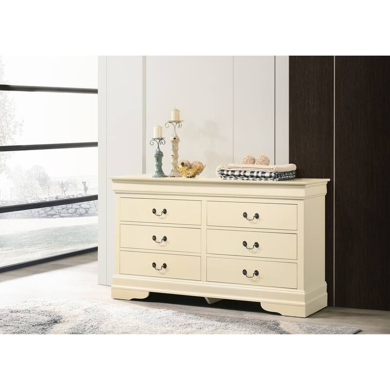 Traditional Style Dresser with 6 Drawers