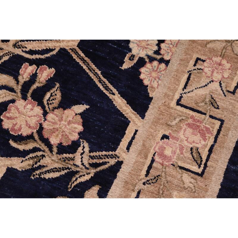 Hexagonal Trellis Floral Hand-Knotted Wool Area Rug