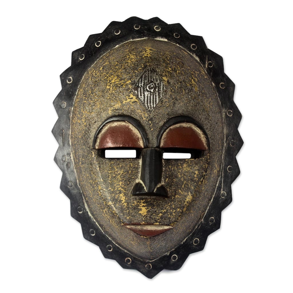 Handmade Foreigner Nigerian Wood Mask (Ghana) - 8.25" x 11.75"