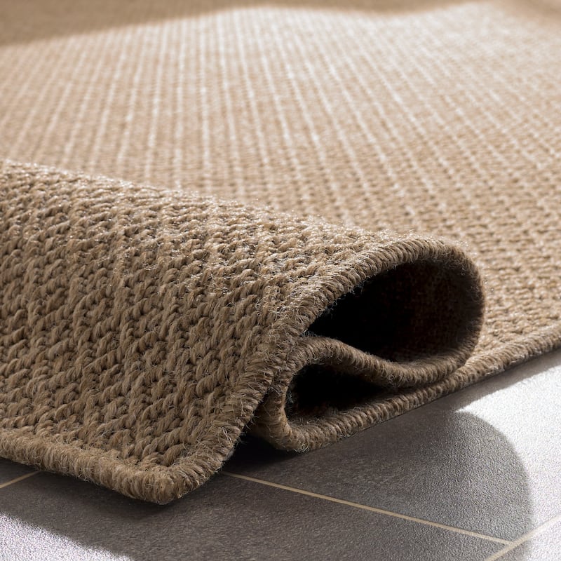 SAFAVIEH Sisal Performance Kasia Washable Indoor/Outdoor Rug - Weather Resistant & Easy Cleaning