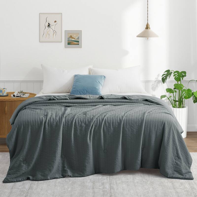 Lightweight Cooling Reversible Bed Blanket, Breathable Seersucker Comforter for Hot Sleepers - Twin (60"x90) - Dark Gray