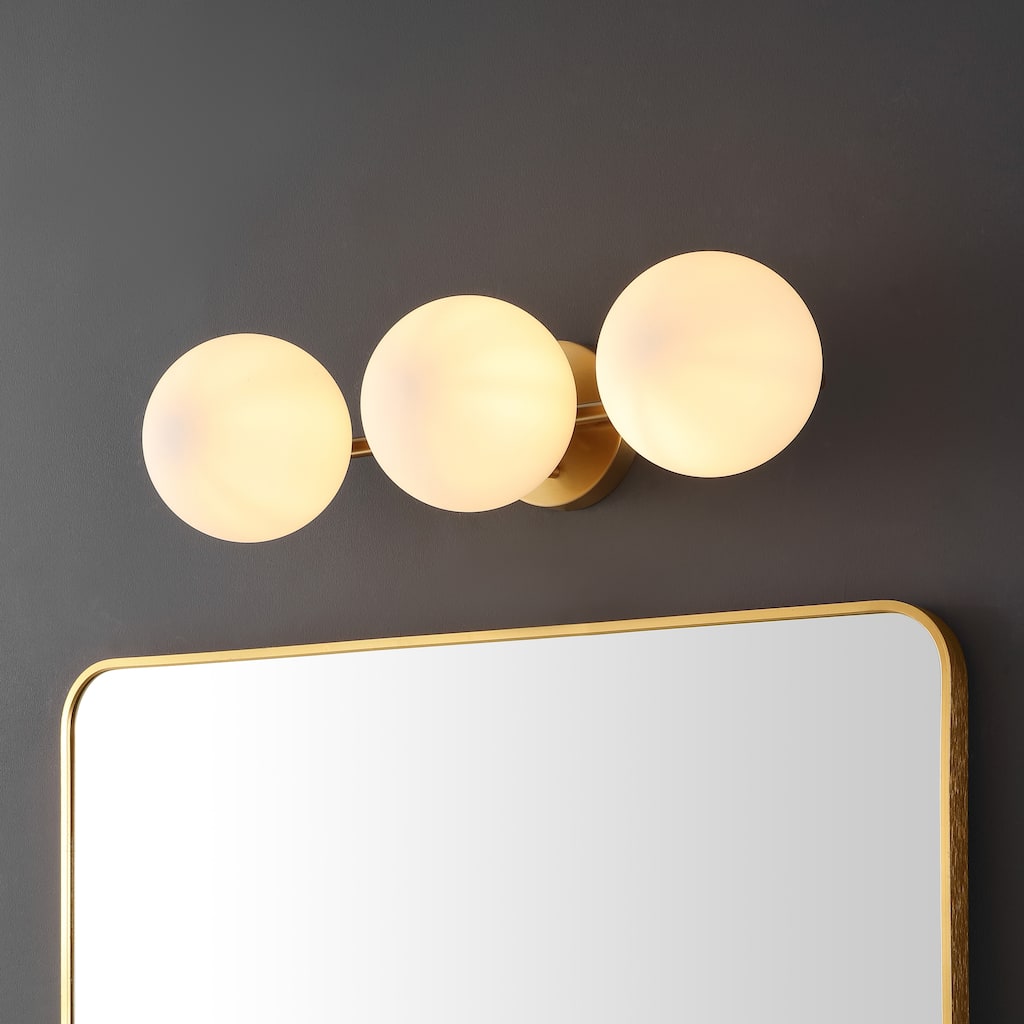SAFAVIEH Lighting Lambrini 21" Traditional Wall Sconce (3-Bulb) - 6" W x 8" D x 21" H - 21Wx8Dx6H