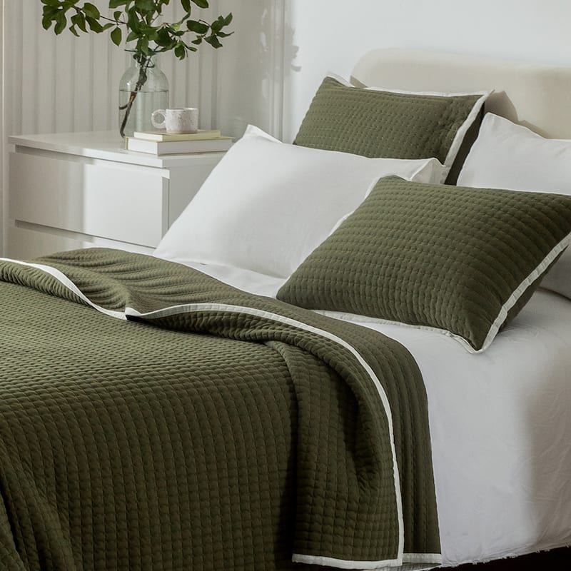 Cotton Reversible 3 Piece Quilt Set