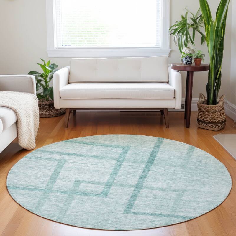 Machine Washable Indoor/ Outdoor Chantille Contemporary Geo Rug