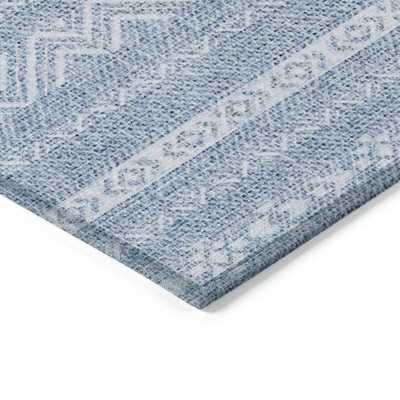 HomeRoots Southwestern Transitional Rectangle Outdoor Rug