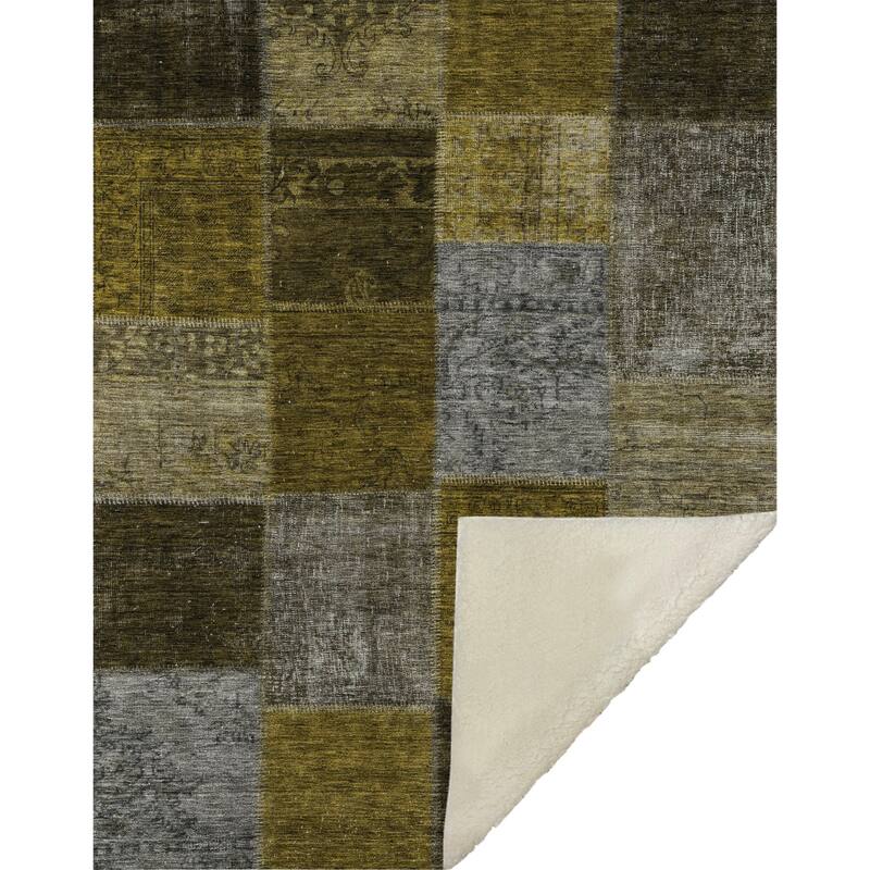 Premium Machine Washable Vintage Patchwork Sherpa Throw Blanket