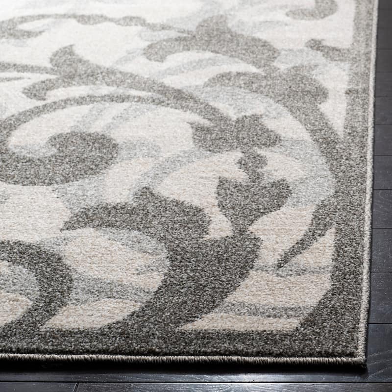 SAFAVIEH Amherst Mujesira Modern Rug