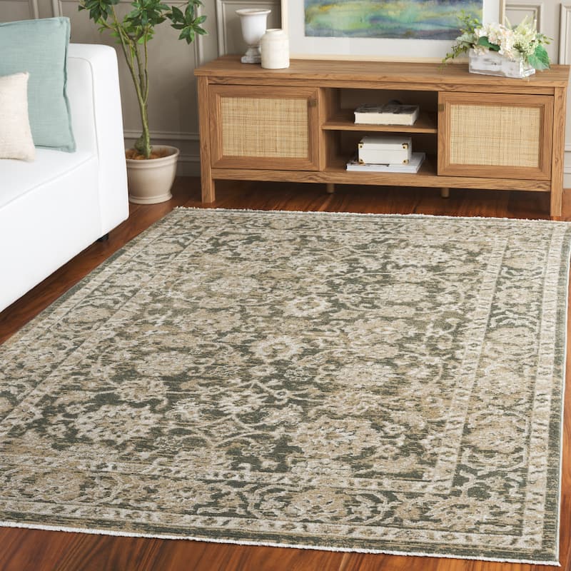 SAFAVIEH Hazel Aina Traditional Oriental Rug - 5'3" x 7'6" - Green/Beige