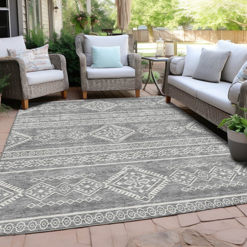 Machine Washable Indoor/ Outdoor Chantille Moroccan Boho Rug - Gray - 8' x 10'