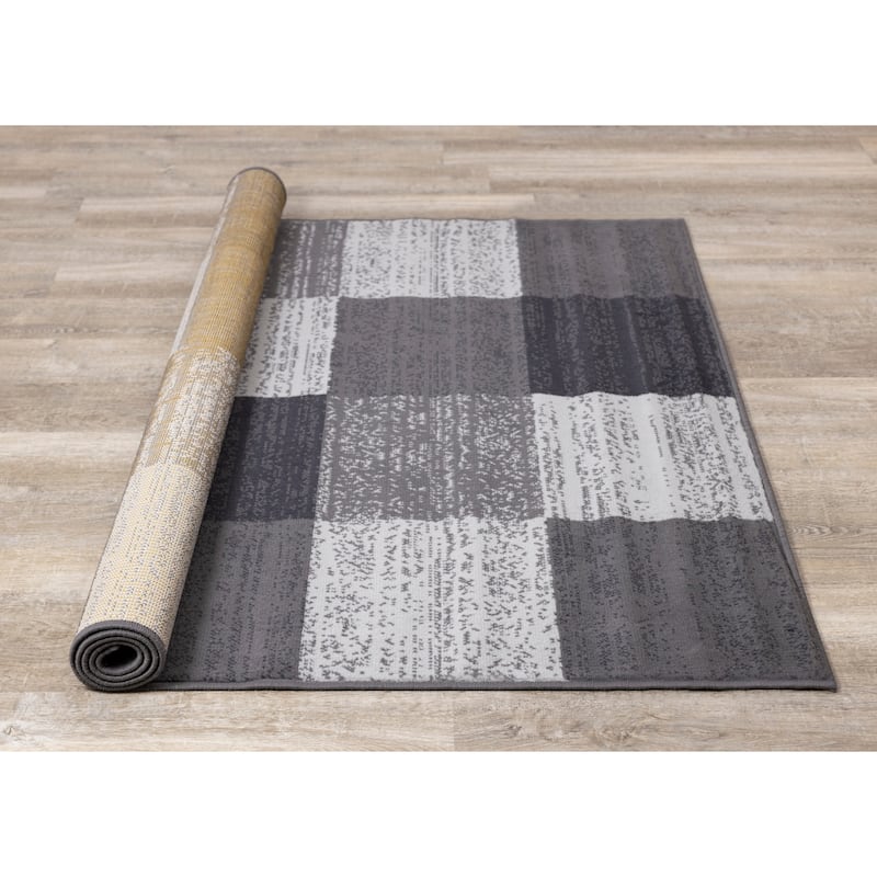Florence Collection - Grey/Cream Distressed Blocks Rug - 4'7" x 6'7"