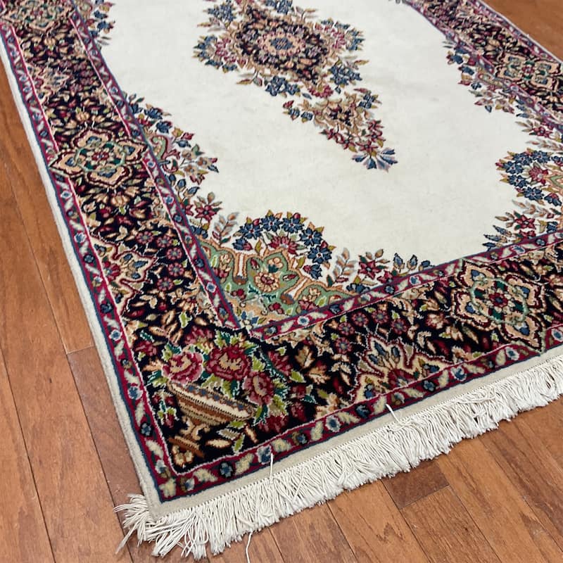 HERAT ORIENTAL Handmade Kirman Wool Rug - 4' x 6'