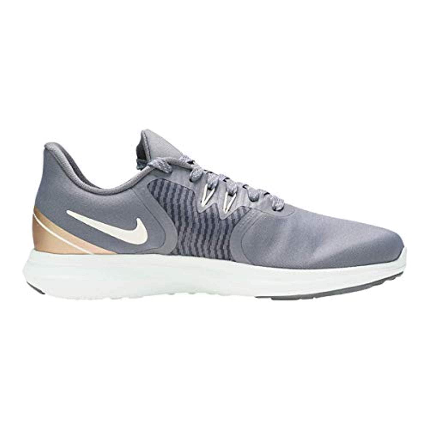 women's in season tr 8 training shoe