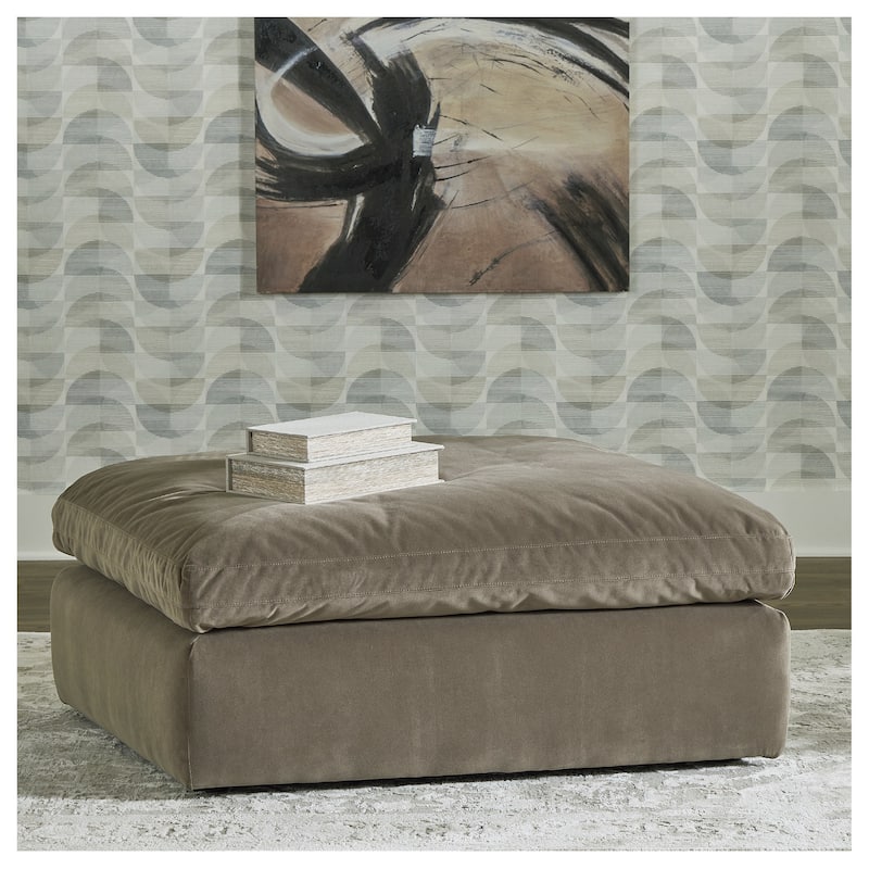 Signature Design by Ashley Sophie Cocoa Oversized Accent Ottoman - 42" W x 42" D x 20" H - Cocoa