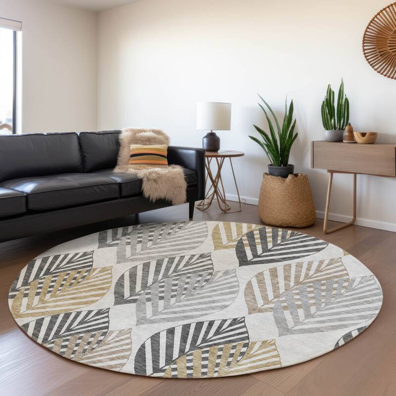 Machine Washable Indoor/ Outdoor Chantille Casual Palm Leaf Rug