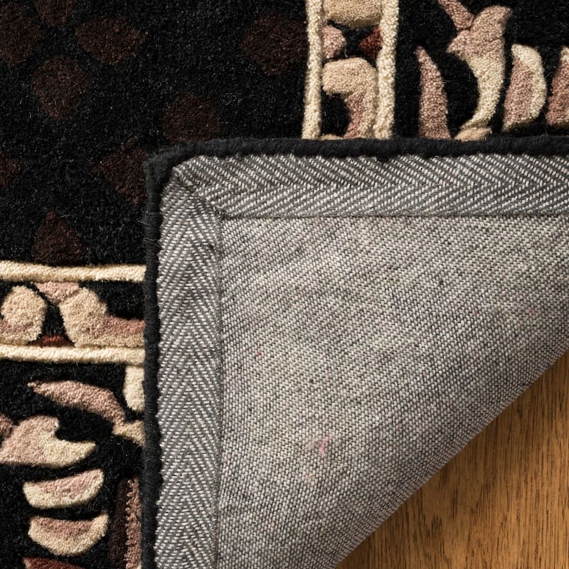 SAFAVIEH Handmade Naples Ruchika Traditional Oriental Wool Rug