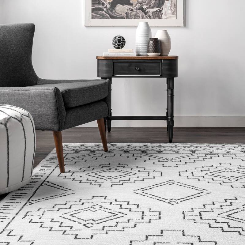 Nuloom Noa SpinClean Machine Washable Tribal Moroccan Area Rug