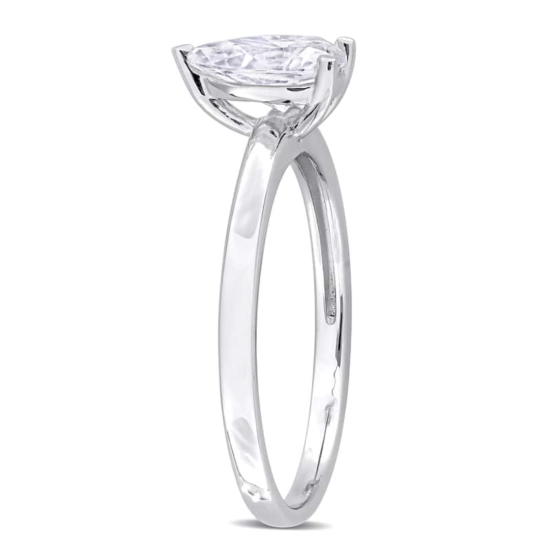 Miadora 1ct DEW Pear-cut Created Moissanite Solitaire Ring in Sterling Silver