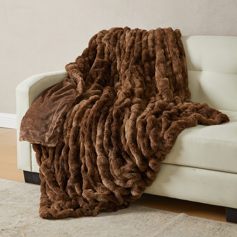 Luxurious Ruched Faux Fur Reversible Microfiber Throw