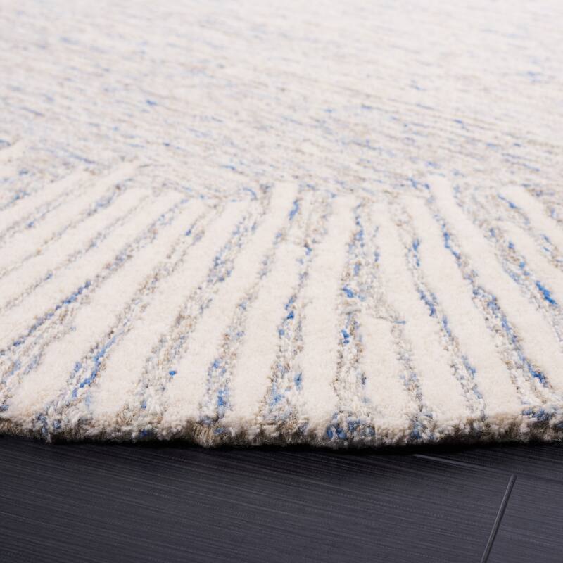 SAFAVIEH Handmade Abstract Deema Modern Wool Rug