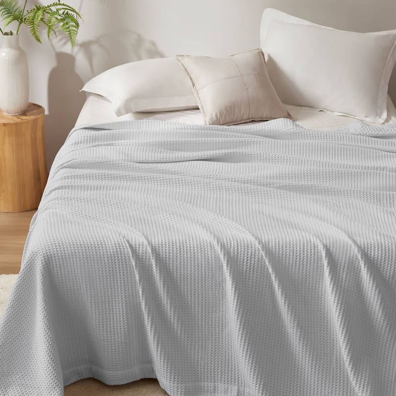 Madison Park Waffle Weave Cotton Blanket