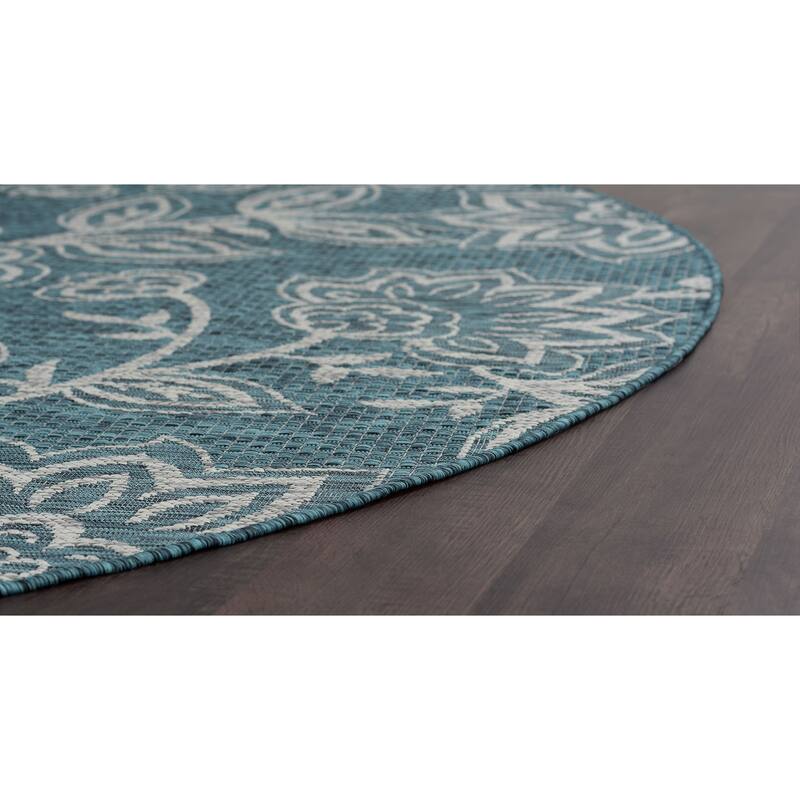 Colonnade Transitional Floral & Botanical Indoor/Outdoor Area Rug