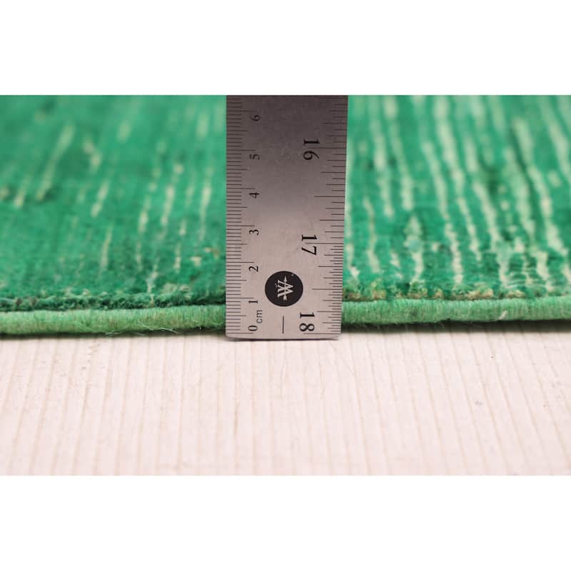 ECARPETGALLERY Hand-knotted Color Transition Green Wool Rug - 4'11 x 5'7