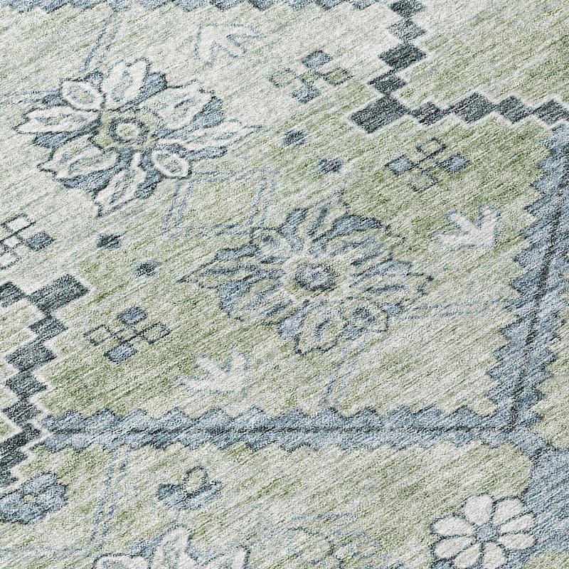 Machine Washable Indoor/ Outdoor Chantille Tribal Garden Rug